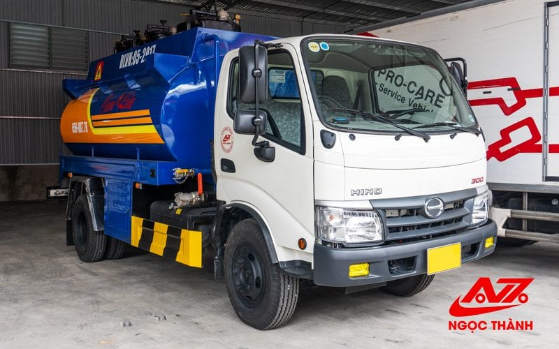 Xe Bồn chở xăng, dầu thể tích 6 khối - 6000 lít - Hino nhập khẩu